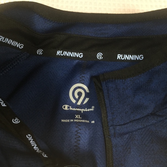 Champion Running Shirt long sleeve Size XL - Picture 4 of 7